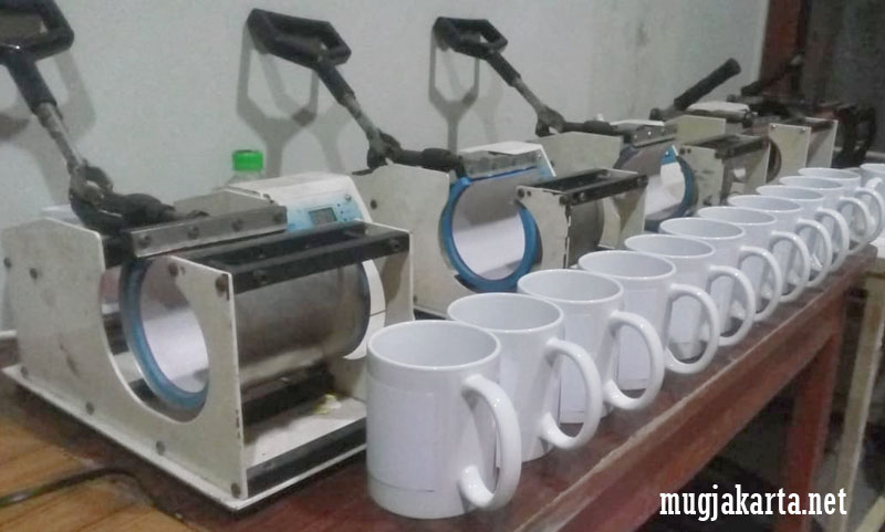 Mug Polos Solusi Promosi Hemat untuk Bisnis Startup di Jakarta